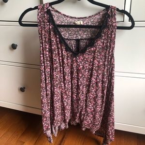 Hollister floral tank